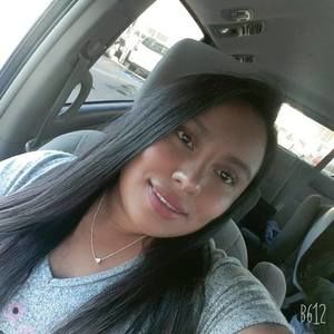 Meet your Posher, Damaris